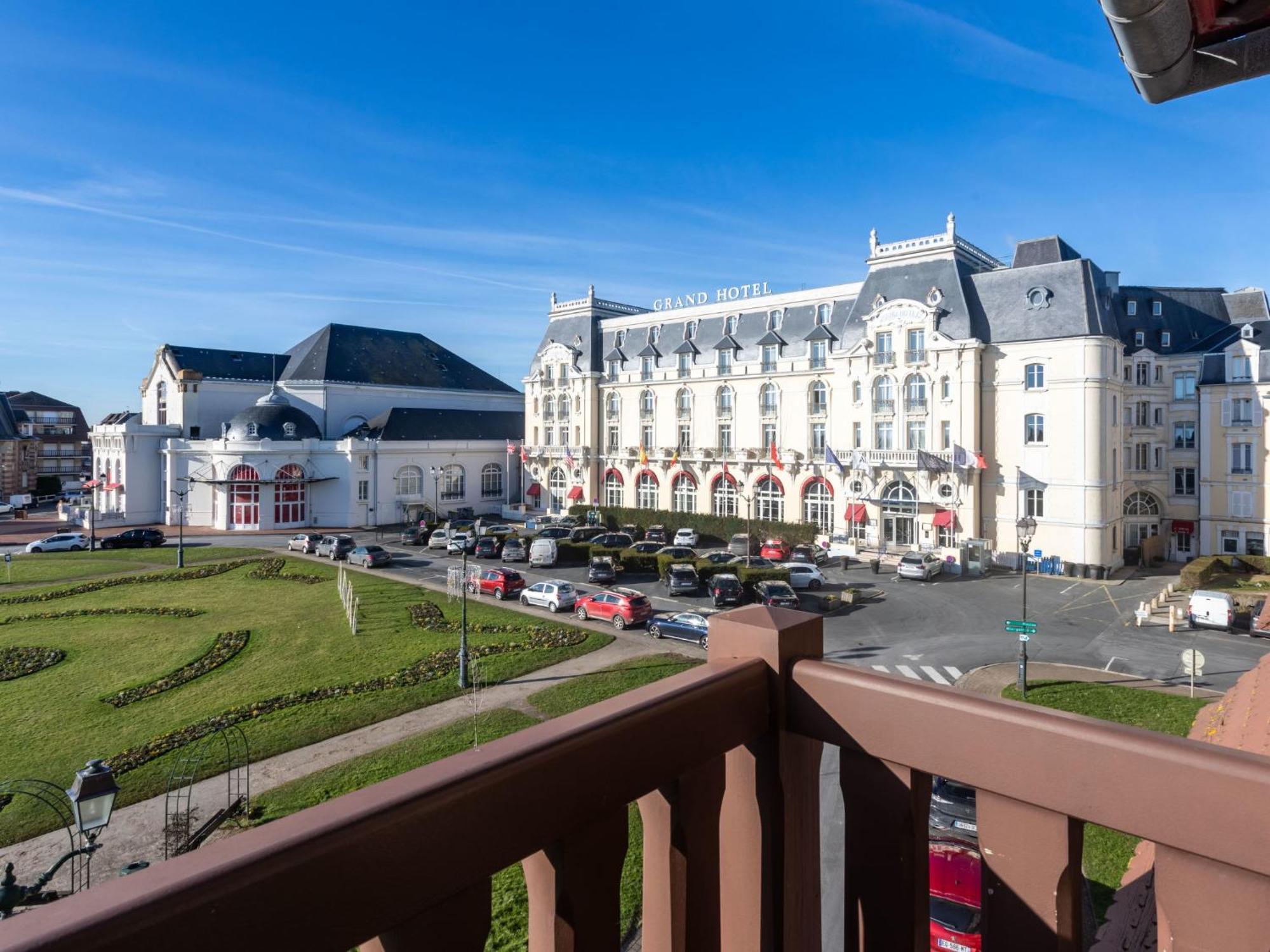 Apartment Le Normandie Home By Interhome Кабур Экстерьер фото